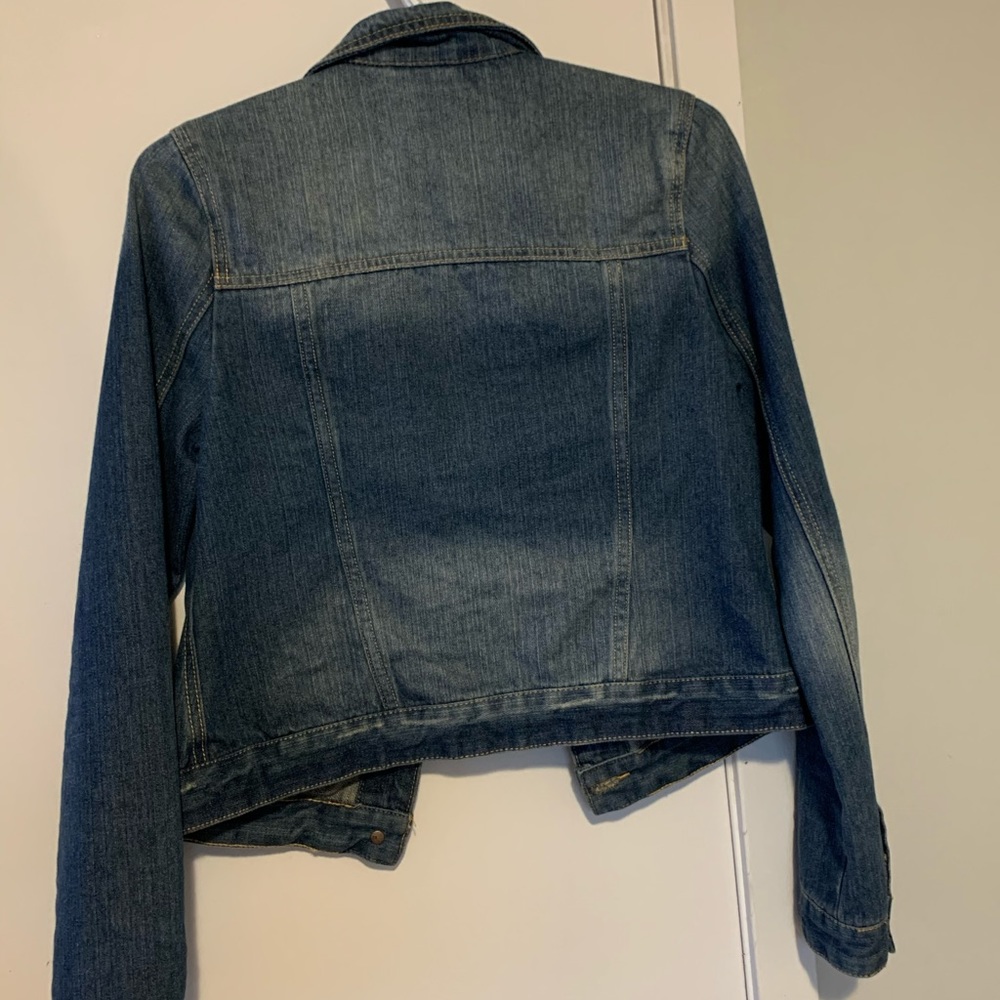 Cropped Jean Jacket - Picture 4 of 4